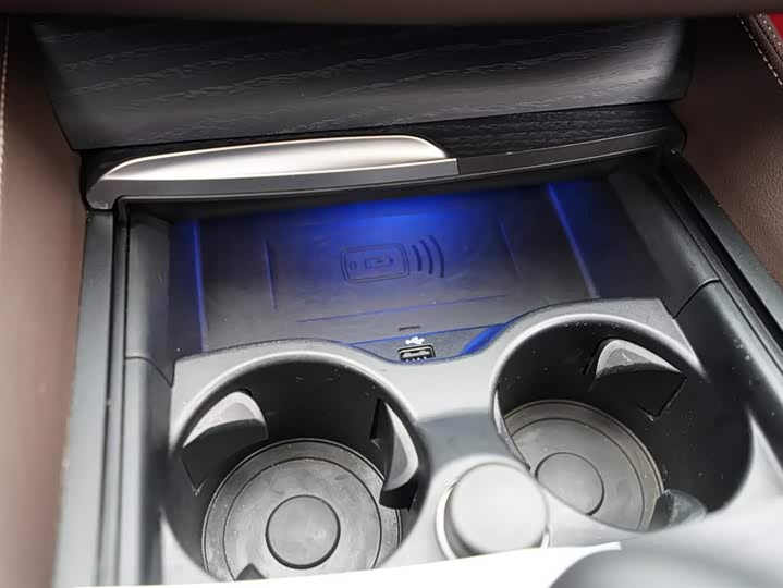 Фото 12 - BMW 5 Series