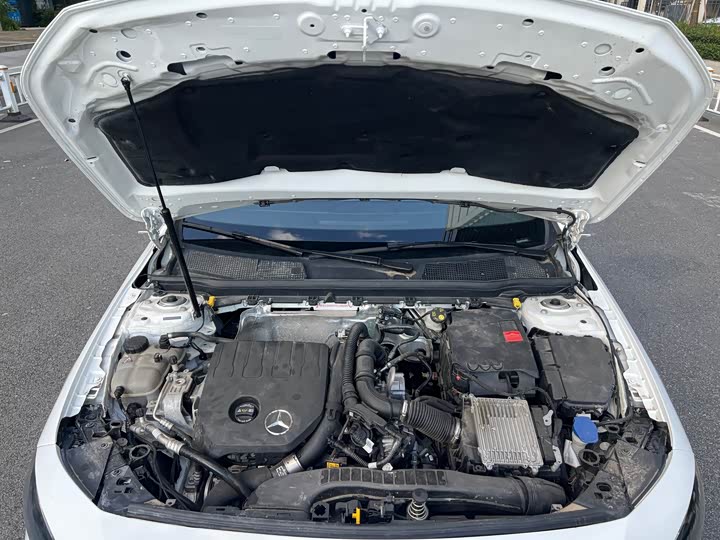 Фото 17 - Mercedes-Benz A-Class