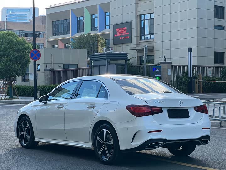 Фото 7 - Mercedes-Benz A-Class