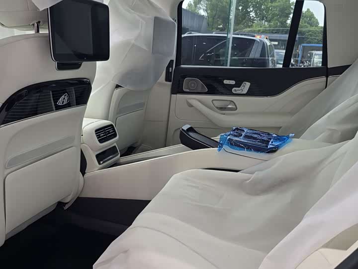 Фото 9 - Mercedes-Benz GLS-Class