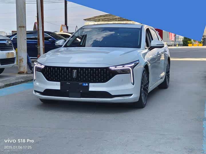 Фото 1 - Bestune B70