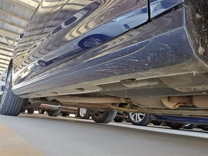 Фото 21 - BYD Song Max