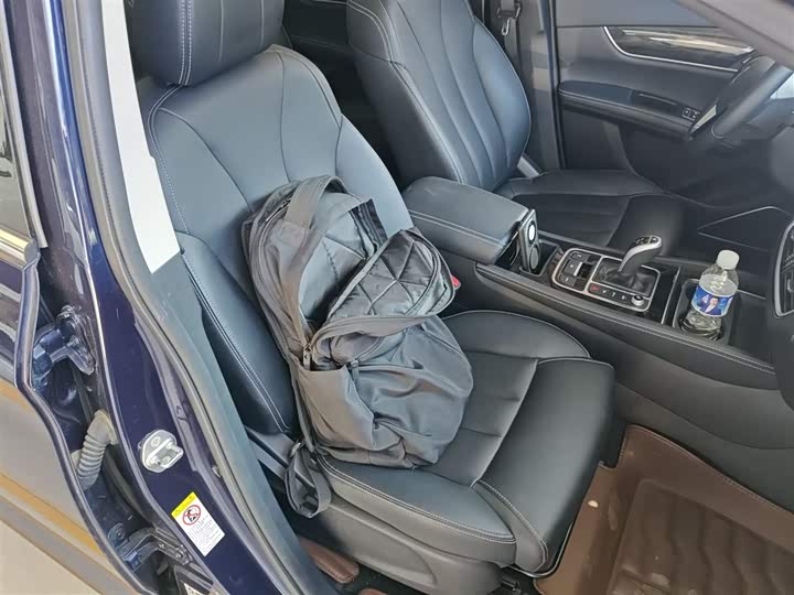 Фото 25 - BYD Song Max