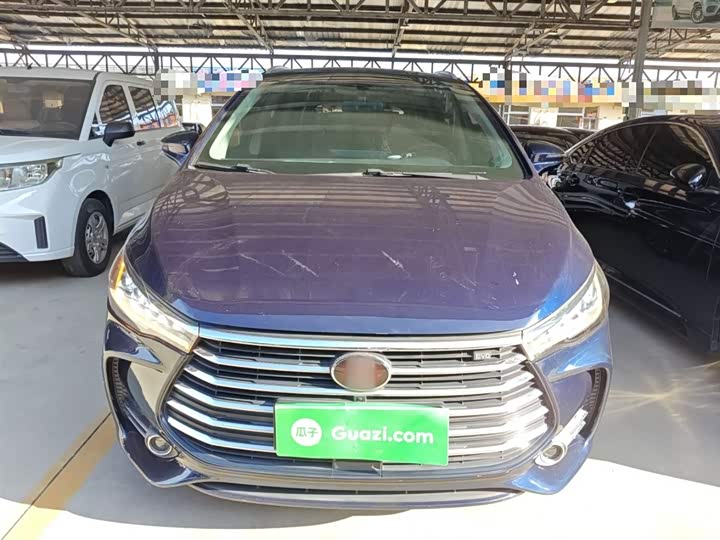 Фото 3 - BYD Song Max