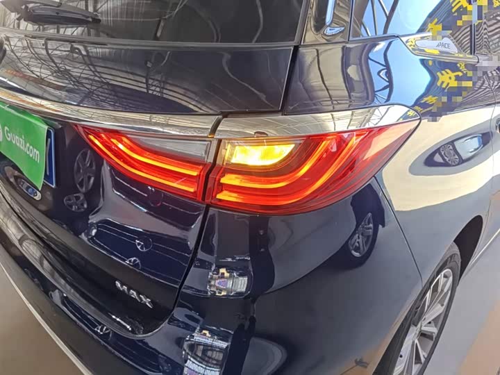 Фото 8 - BYD Song Max