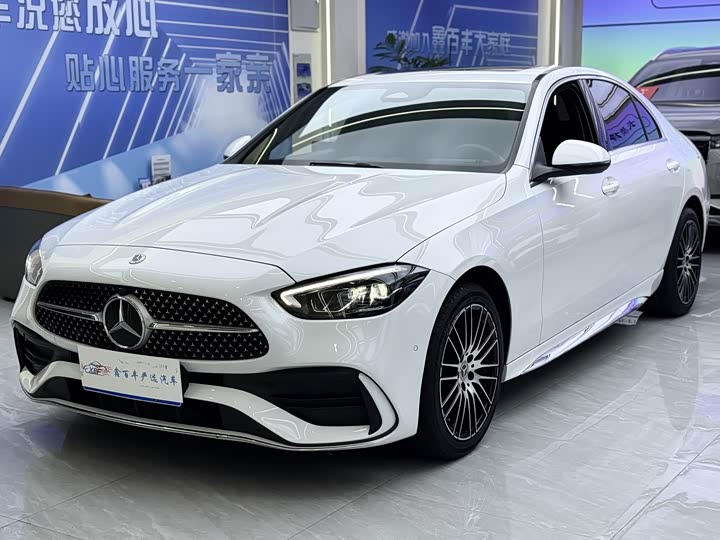 Фото 1 - Mercedes-Benz C-Class