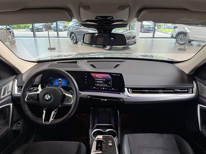 Фото 10 - BMW X1