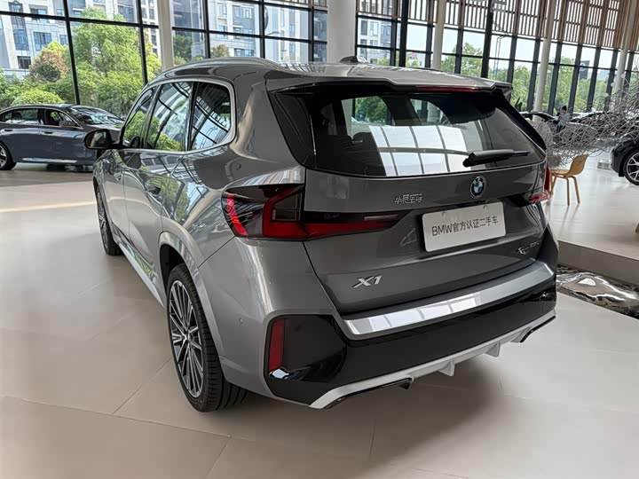 Фото 12 - BMW X1