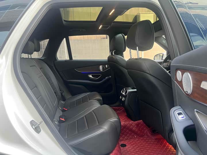 Фото 14 - Mercedes-Benz GLC-Class