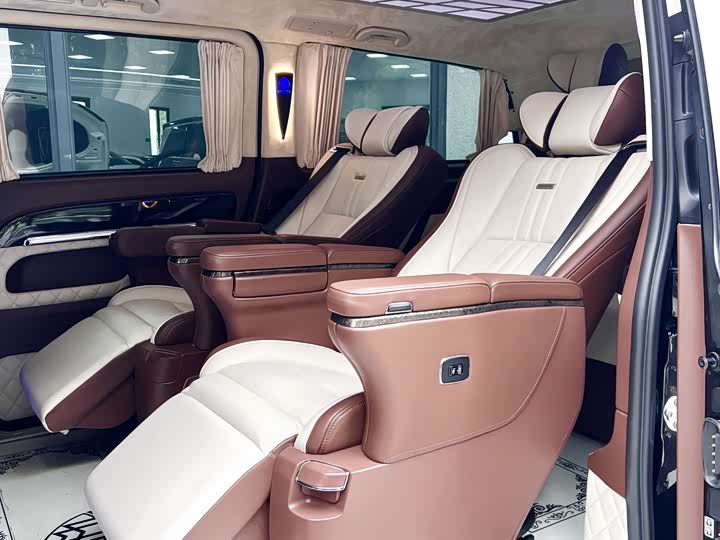 Фото 10 - Mercedes-Benz Vito