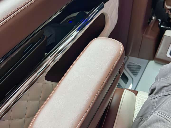 Фото 15 - Mercedes-Benz Vito