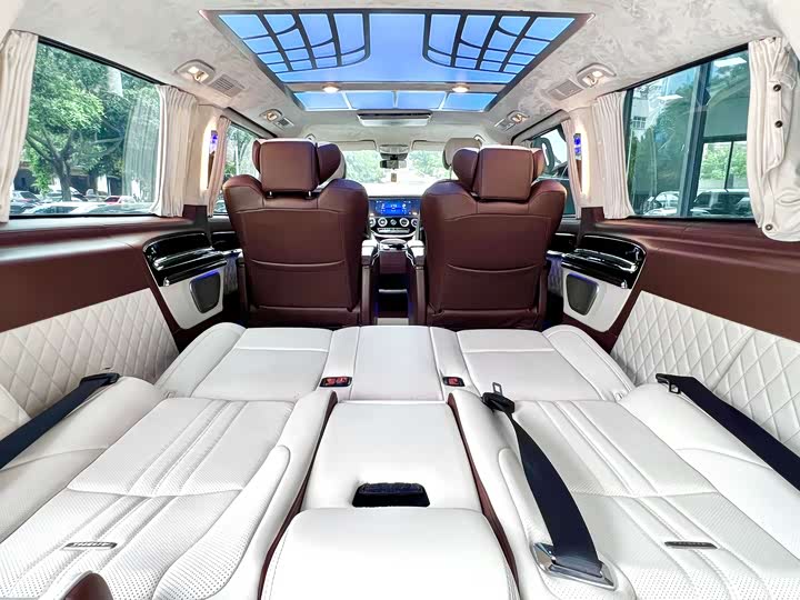 Фото 20 - Mercedes-Benz Vito