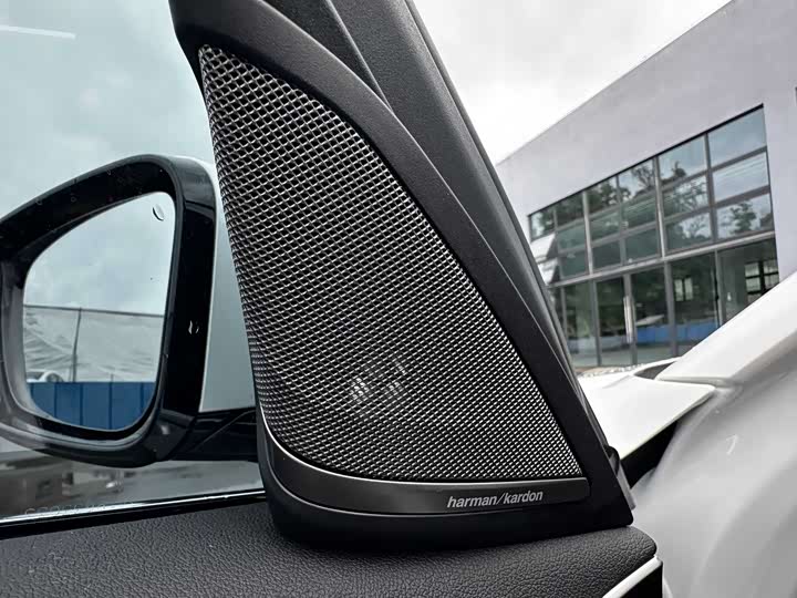 Фото 4 - BMW 5 Series