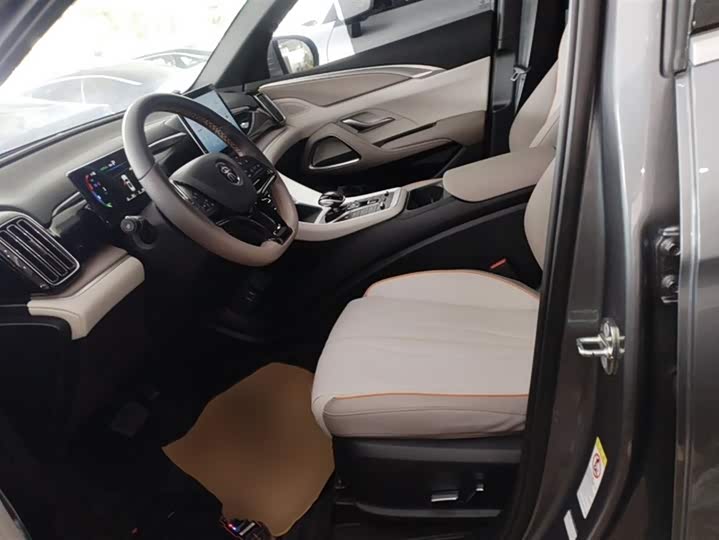 Фото 12 - BYD Song Pro Hybrid