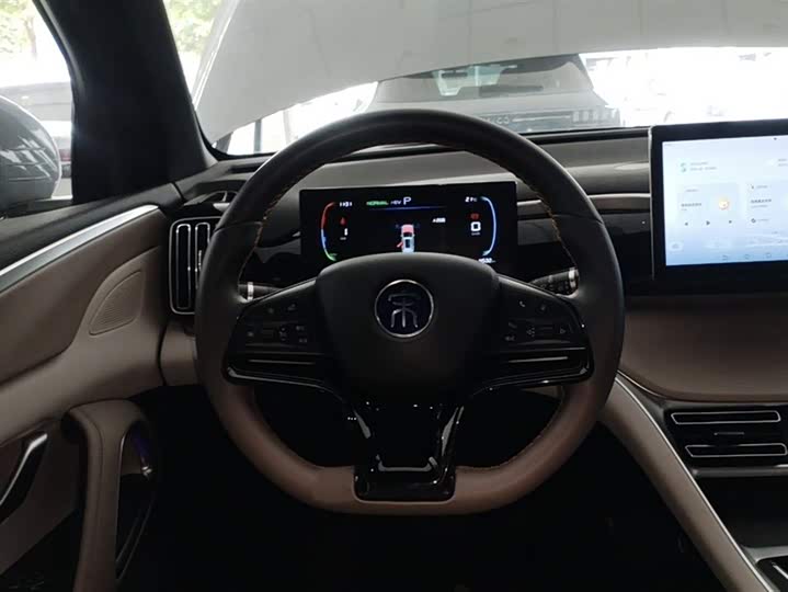 Фото 9 - BYD Song Pro Hybrid