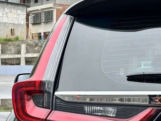 Фото 15 - Honda CR-V