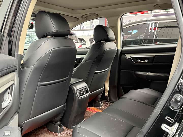 Фото 7 - Honda CR-V