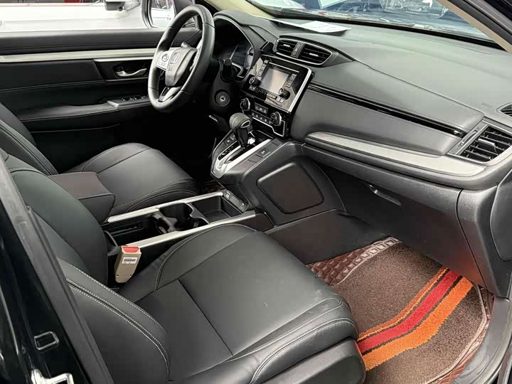 Фото 8 - Honda CR-V