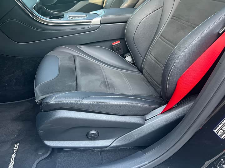 Фото 10 - Mercedes-Benz GLC-Class Coupe AMG