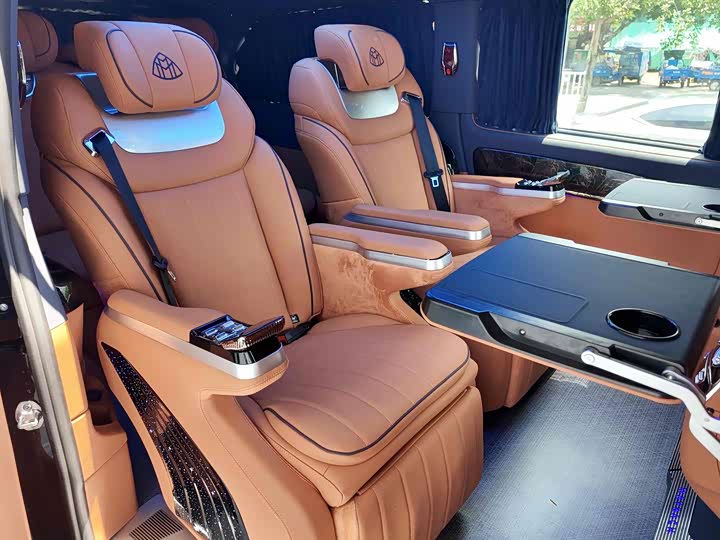 Фото 11 - Mercedes-Benz Vito