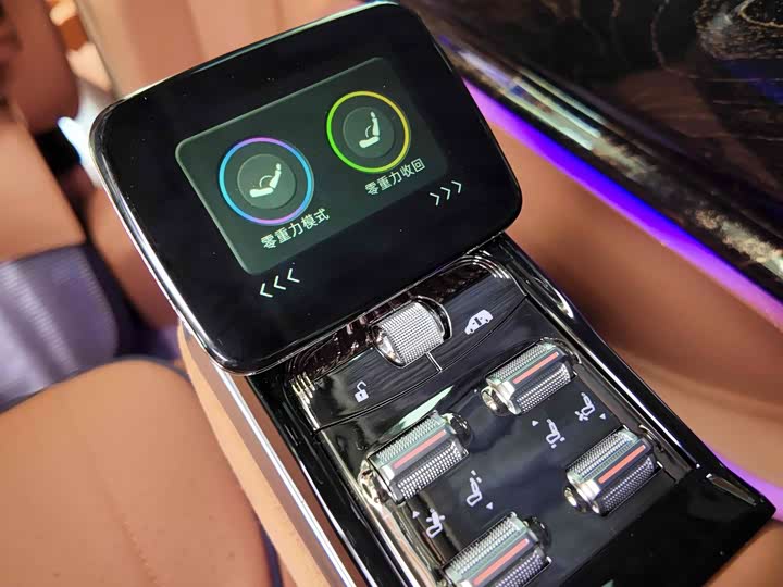 Фото 17 - Mercedes-Benz Vito