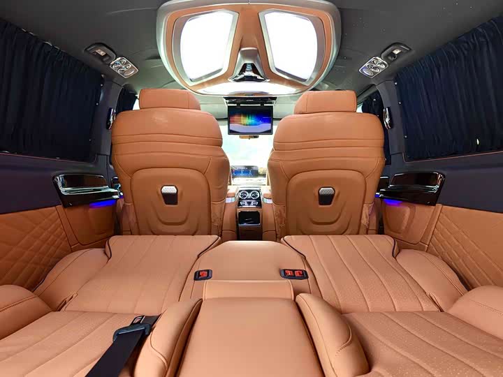 Фото 20 - Mercedes-Benz Vito