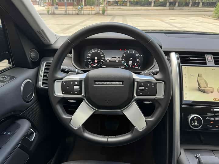 Фото 11 - Land Rover Discovery