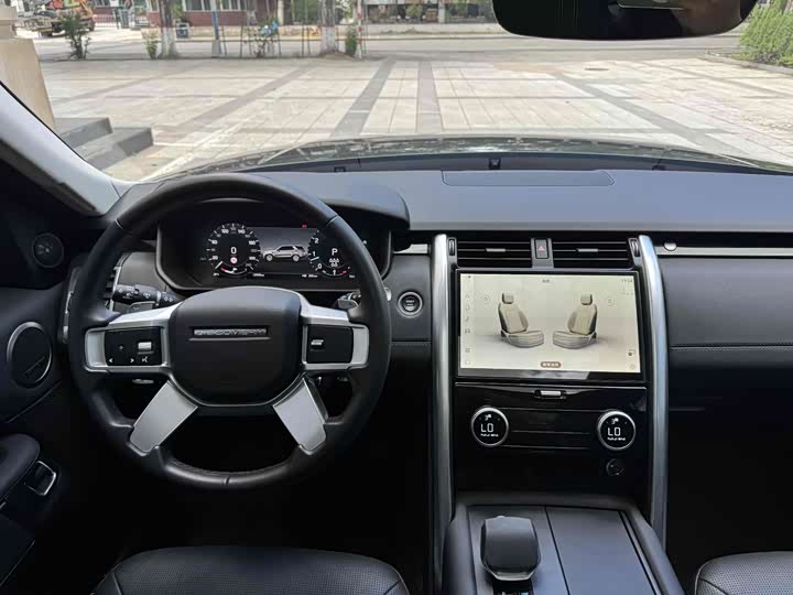 Фото 16 - Land Rover Discovery