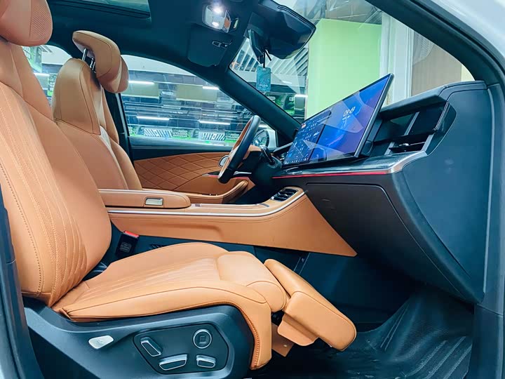 Фото 11 - Hozon L