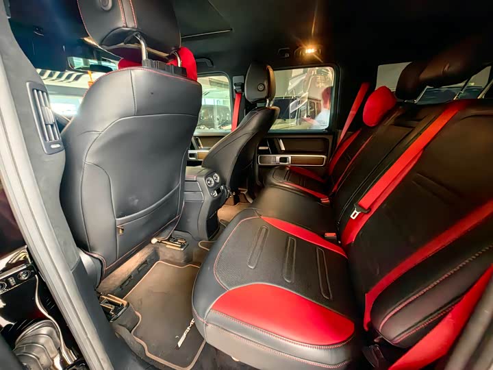 Фото 13 - Mercedes-Benz G-Class