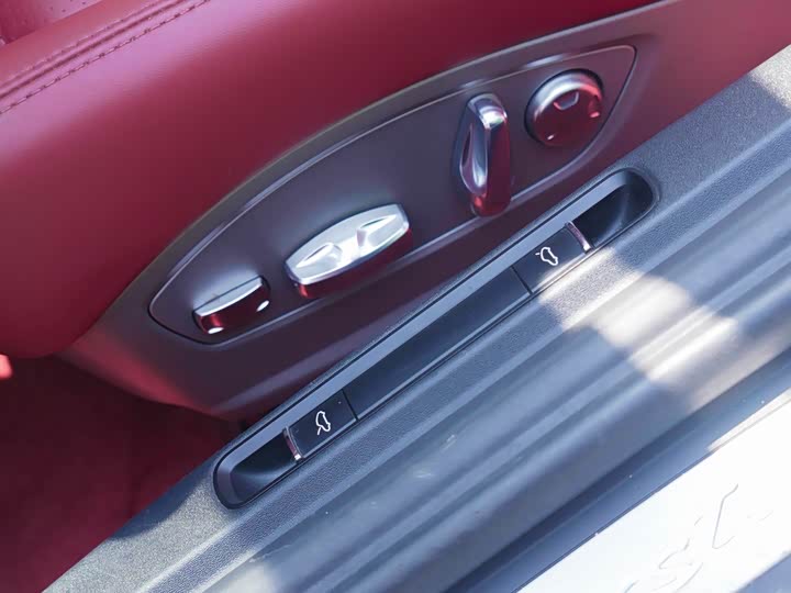 Фото 7 - Porsche 718