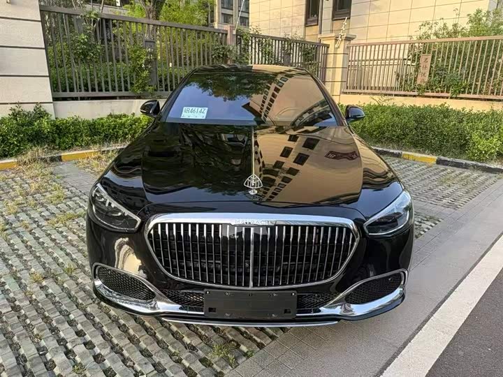 Фото 2 - Mercedes-Benz Maybach S-Class