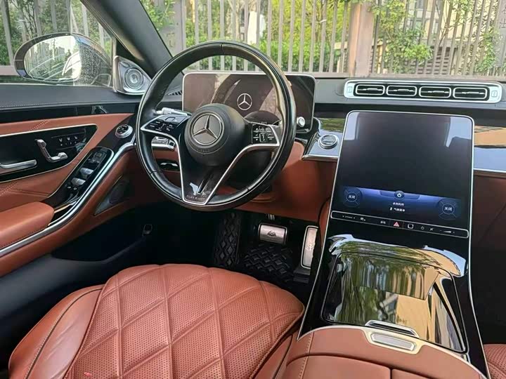 Фото 8 - Mercedes-Benz Maybach S-Class