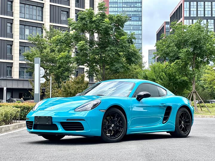 Фото 1 - Porsche 718