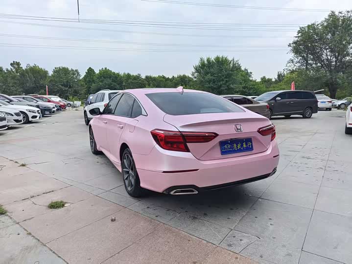 Фото 6 - Honda Inspire