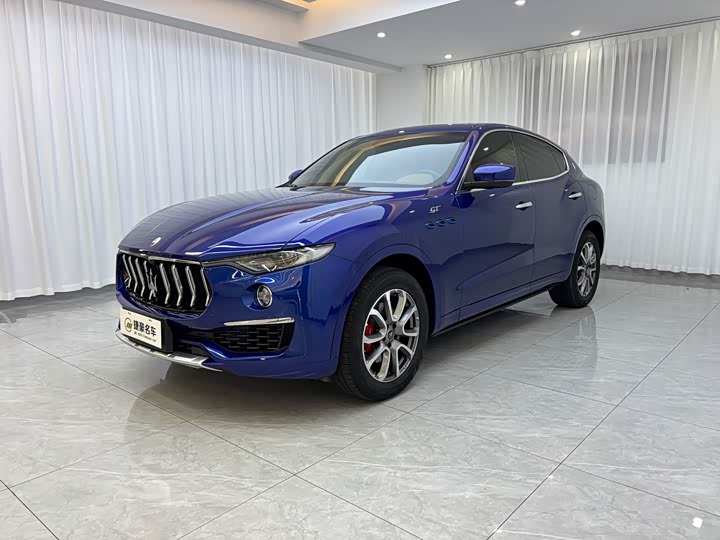 Фото 1 - Maserati Levante