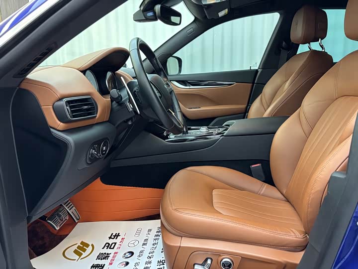 Фото 5 - Maserati Levante