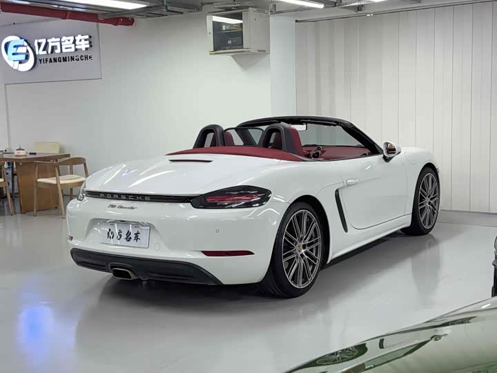 Фото 14 - Porsche 718