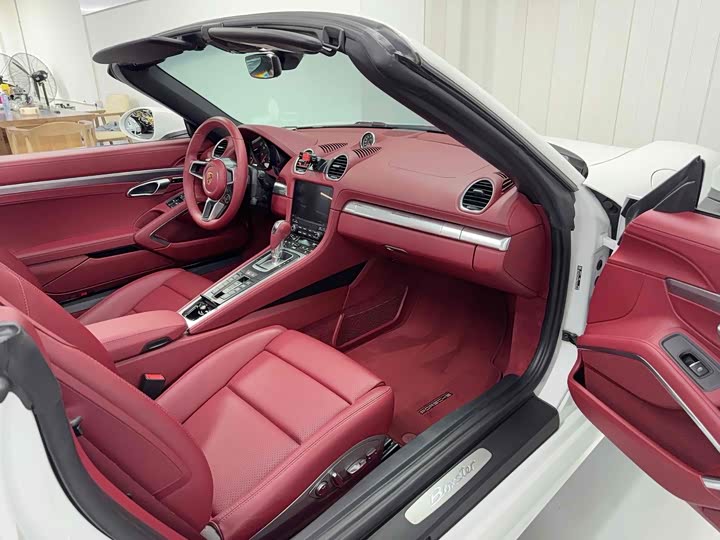 Фото 7 - Porsche 718