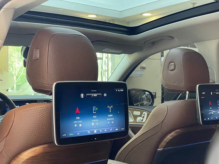 Фото 13 - Mercedes-Benz GLS-Class