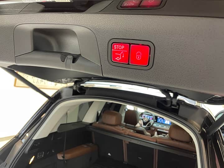 Фото 32 - Mercedes-Benz GLS-Class