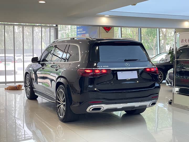 Фото 38 - Mercedes-Benz GLS-Class