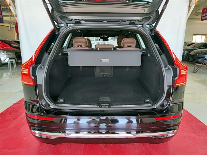 Фото 19 - Volvo XC60