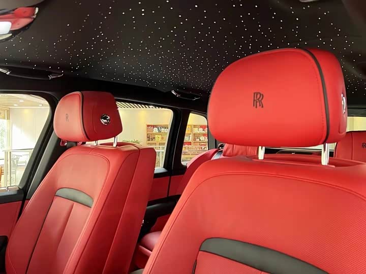 Фото 8 - Rolls-Royce Cullinan