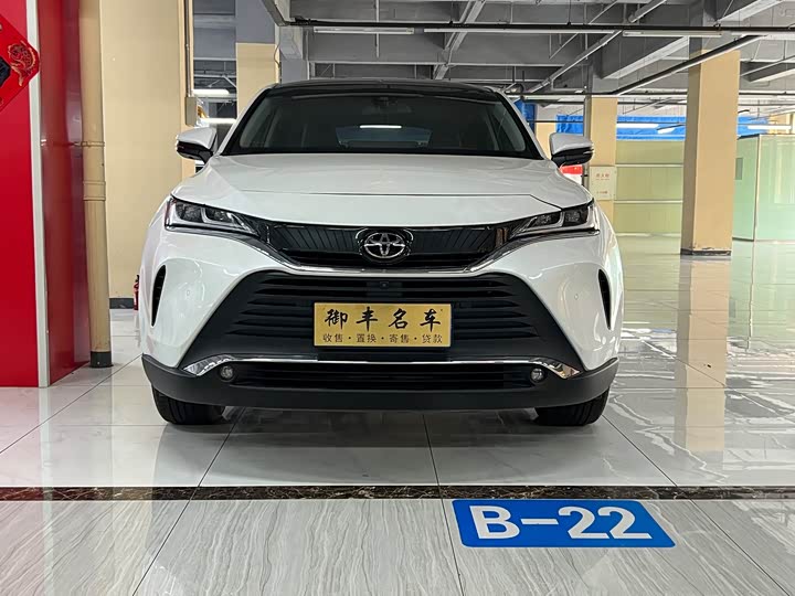 Фото 2 - Toyota Harrier