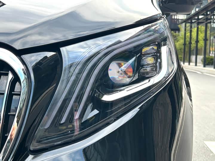 Фото 22 - Mercedes-Benz Vito