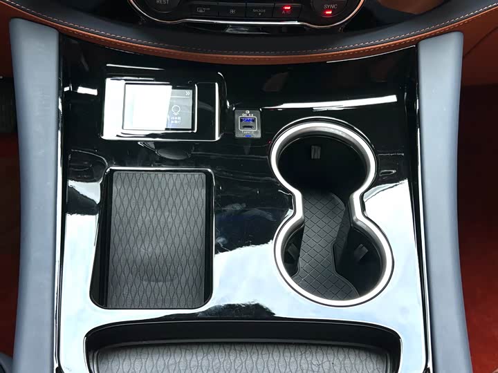 Фото 8 - Mercedes-Benz Vito