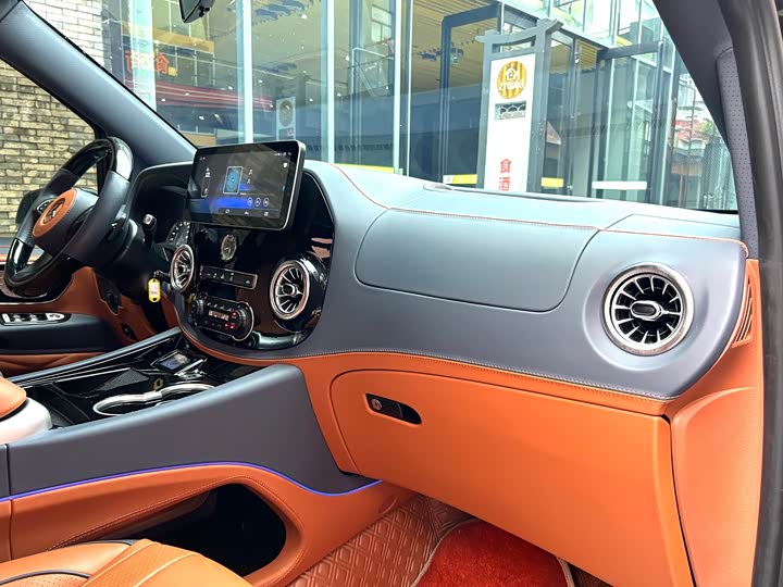 Фото 9 - Mercedes-Benz Vito