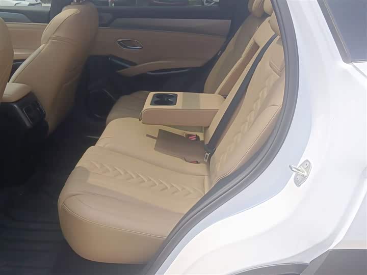 Фото 11 - BYD Song L DM-i Hybrid