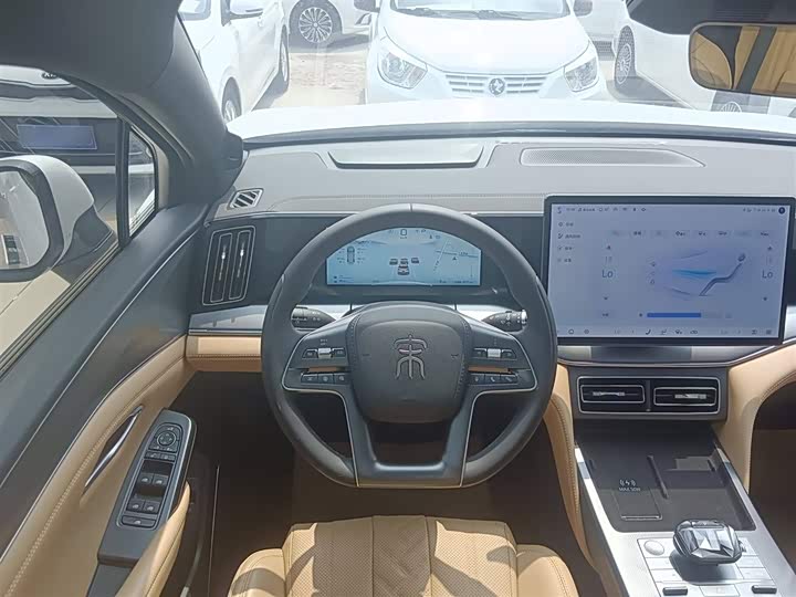 Фото 12 - BYD Song L DM-i Hybrid